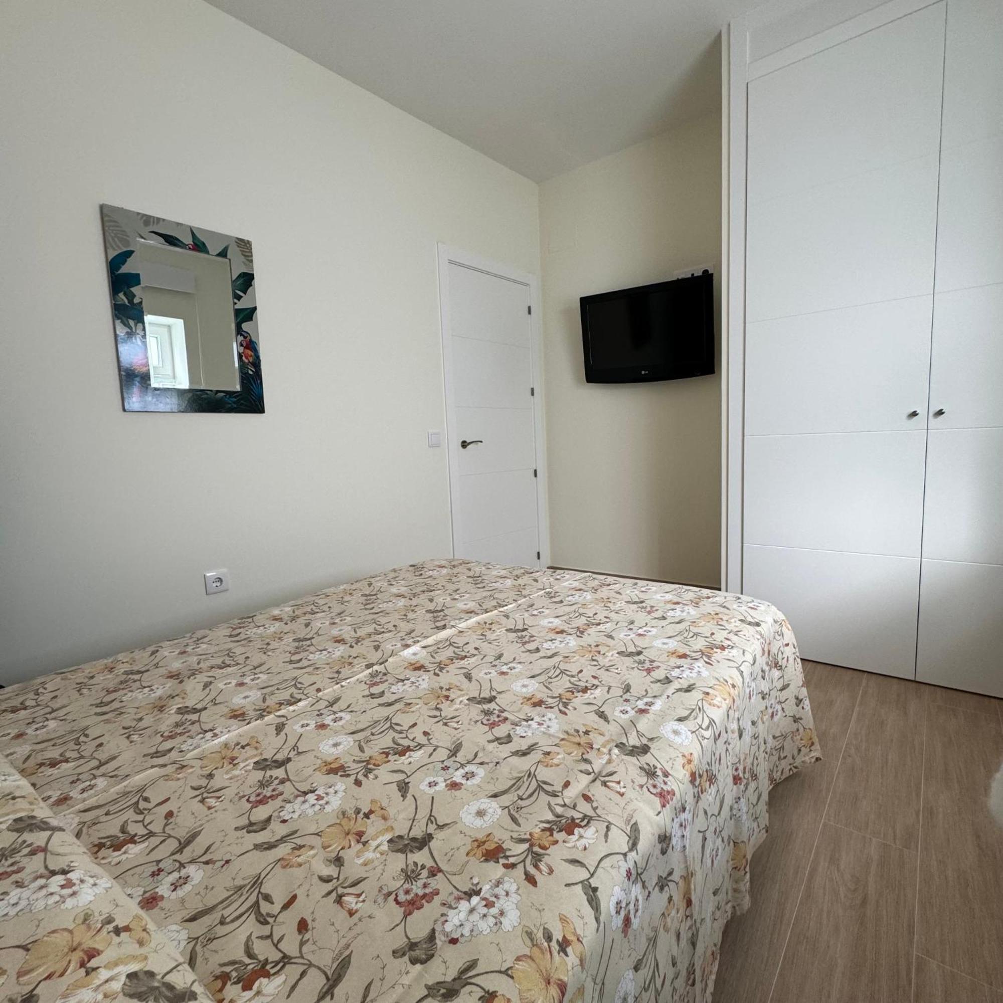 Jardines - Apartamentos & Estudio Ciempozuelos Bagian luar foto